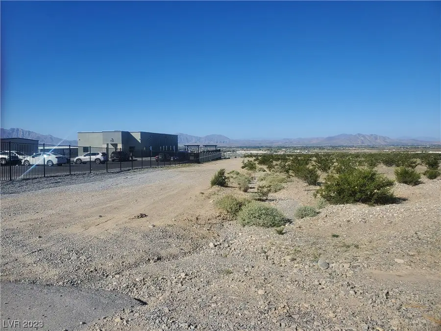 2150 E Kyle Way, Pahrump, NV 89060 - #2