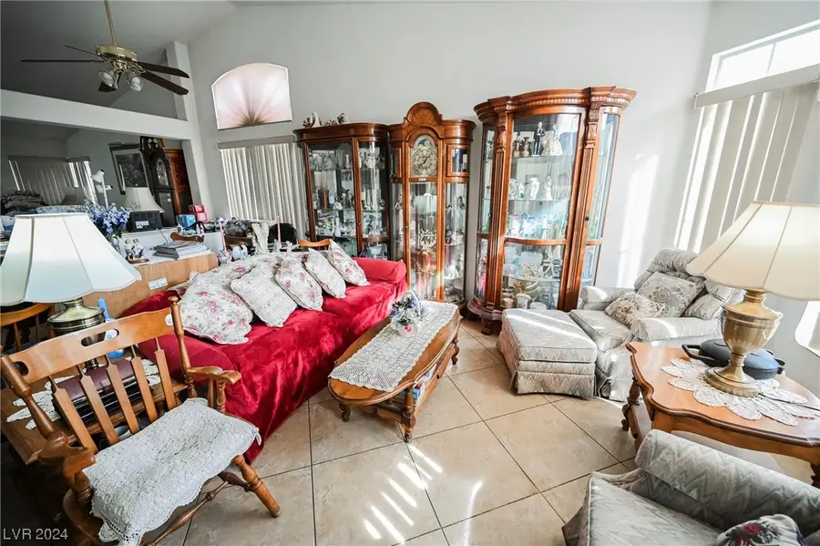 6092 Golden Nectar Way, Las Vegas, NV 89142 - Image #2