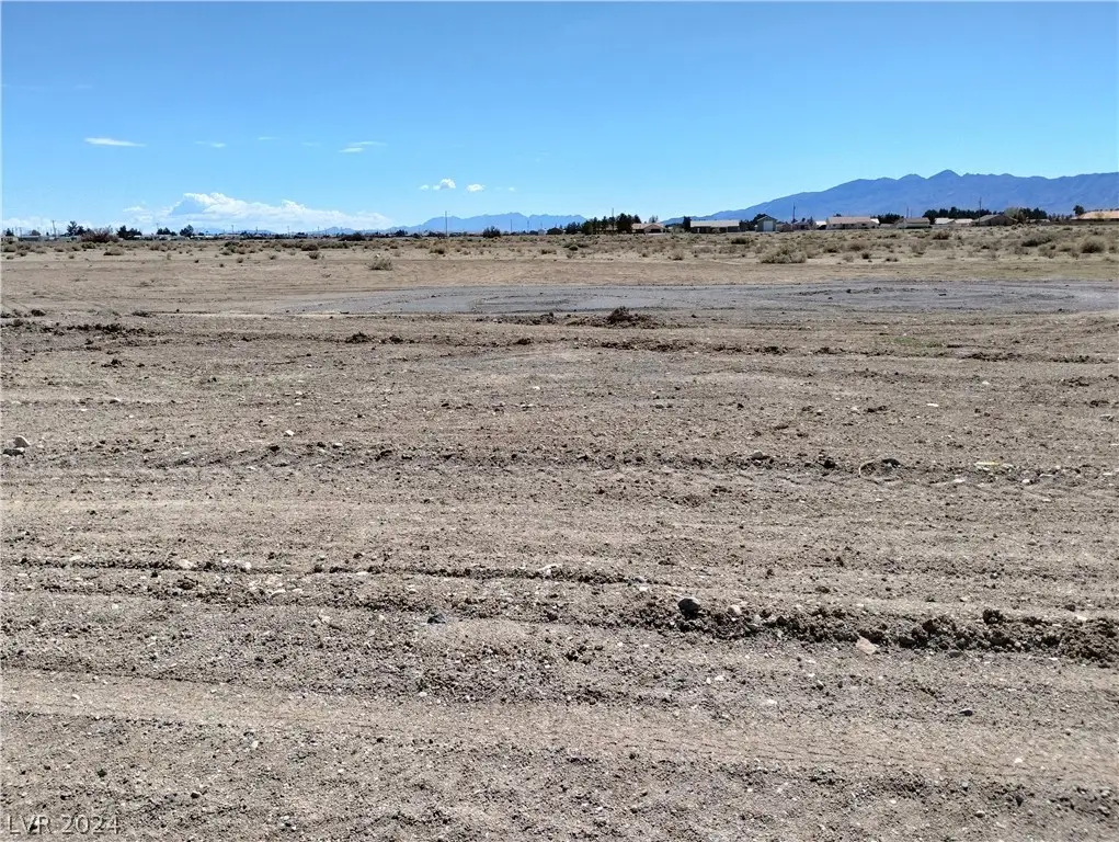 541 W Nevada Highway 372, Pahrump, NV 89048 - #1