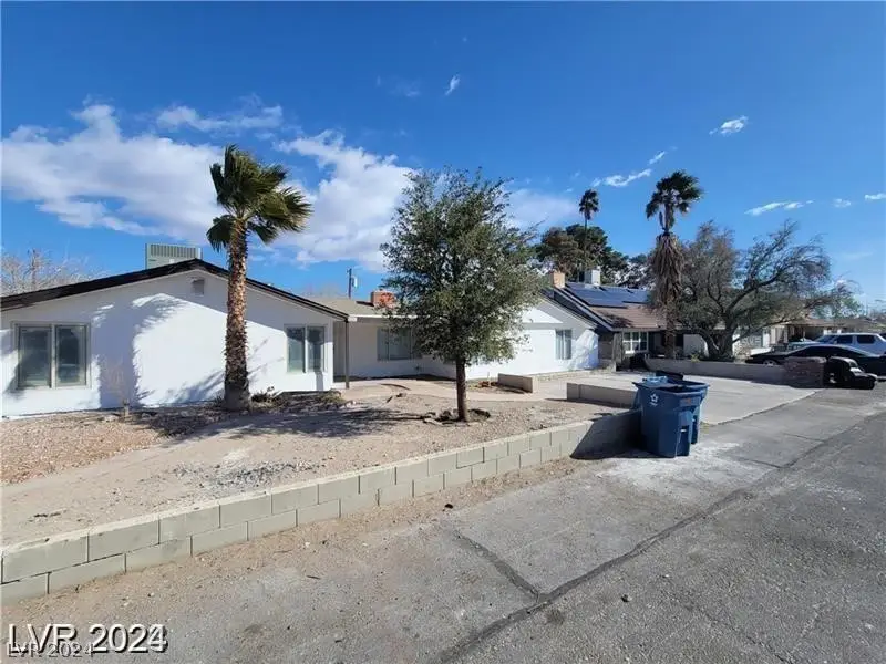 1710 Shadow Mountain Place, Las Vegas, NV 89108 - Image #1