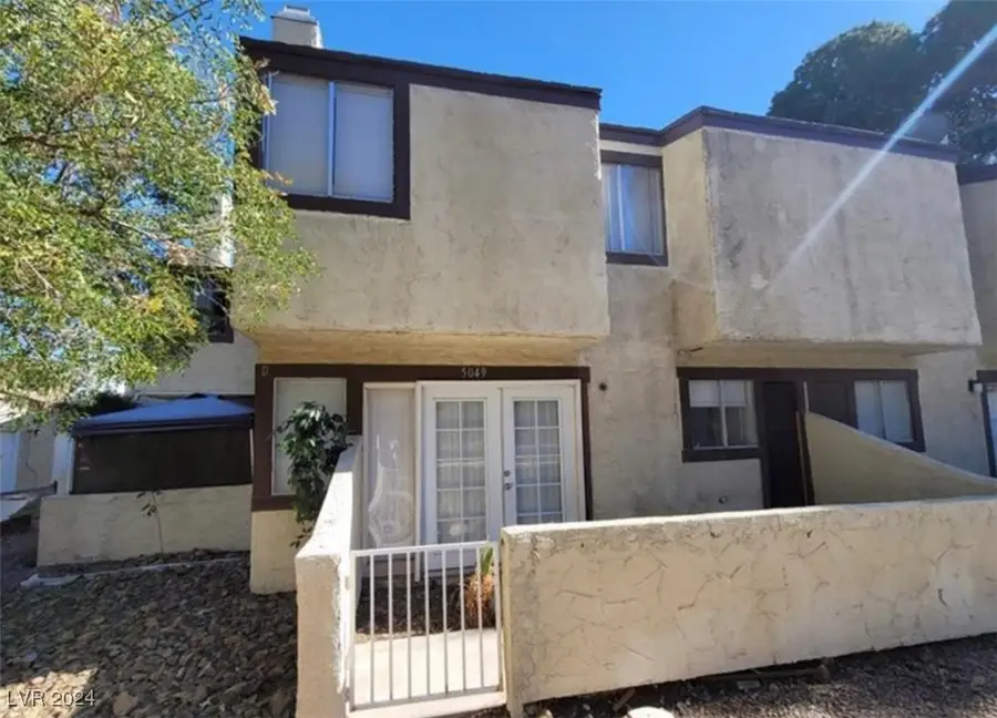 5049 Spencer Street #D, Las Vegas, NV 89119 - Image #2
