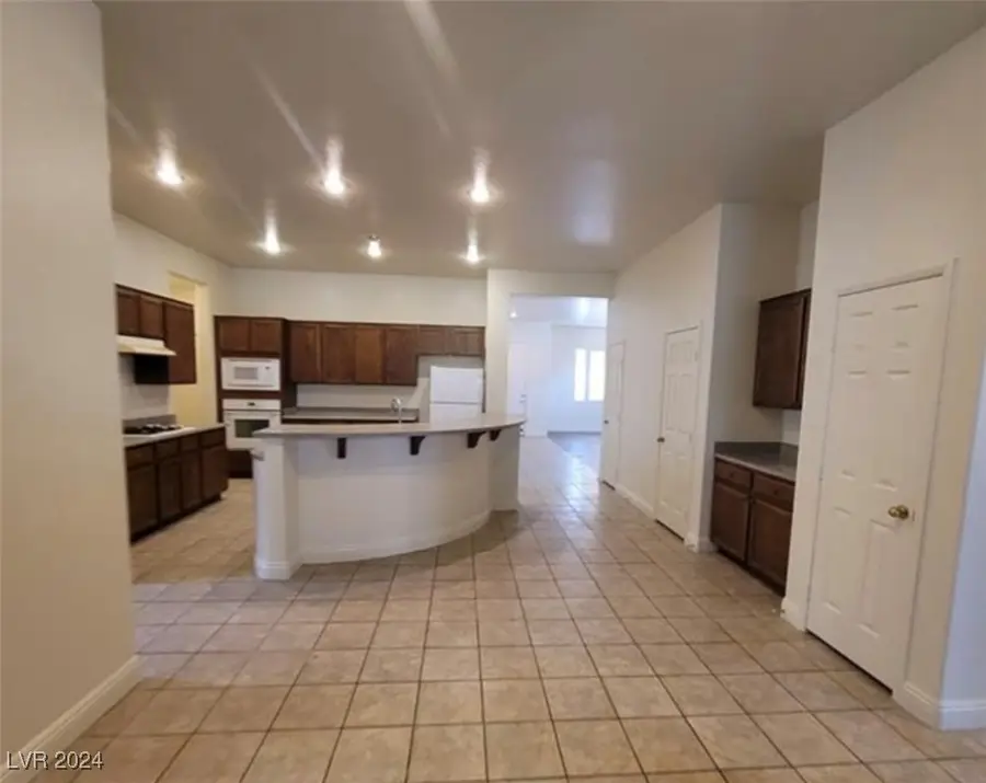 8240 Aurora Peak Avenue, Las Vegas, NV 89131 - Image #3