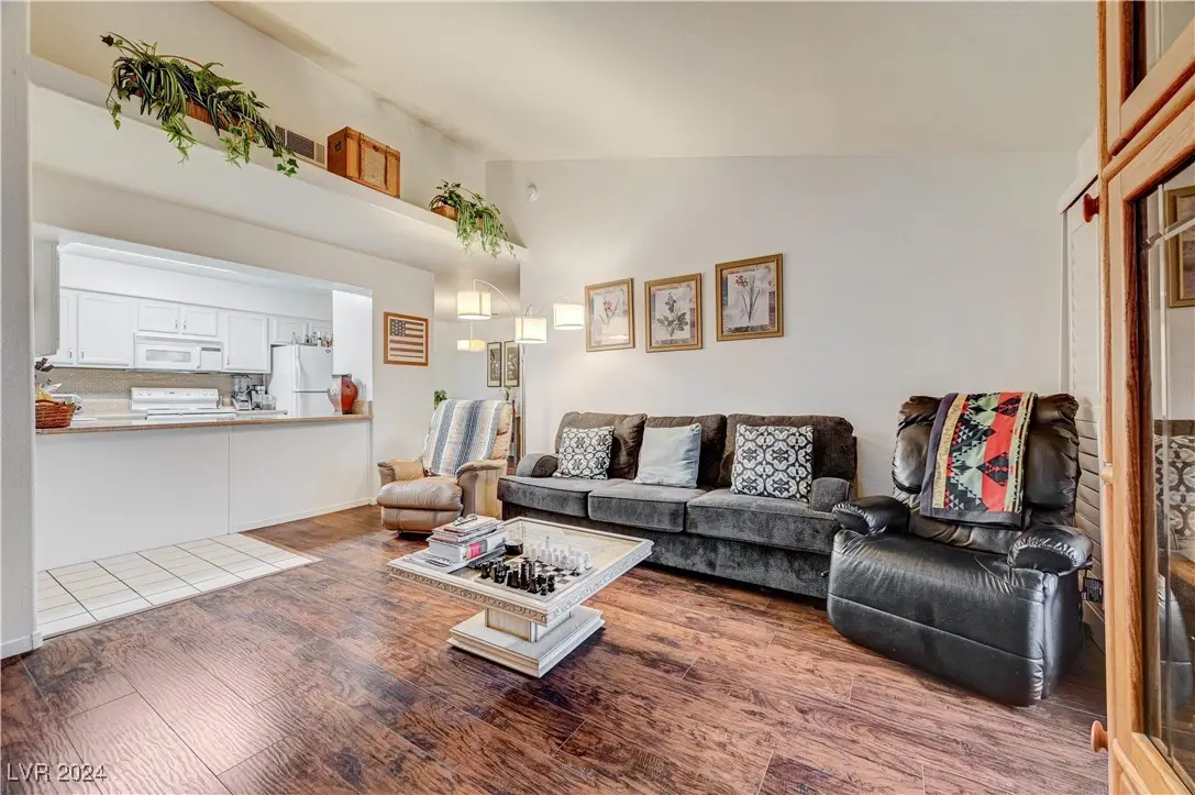 2725 S Nellis Boulevard #2108, Las Vegas, NV 89121 - Image #1