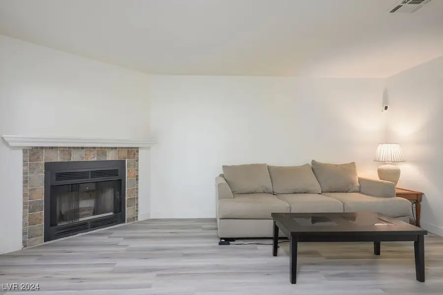 567 Kristin Lane, Henderson, NV 89011 - Image #3