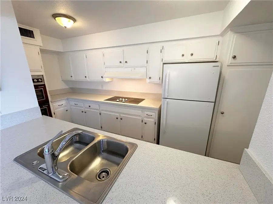 3004 El Camino Avenue, Las Vegas, NV 89102 - Image #3