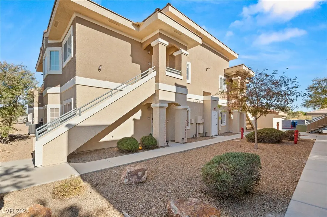 833 Aspen Peak Loop #1221, Henderson, NV 89011 - #1