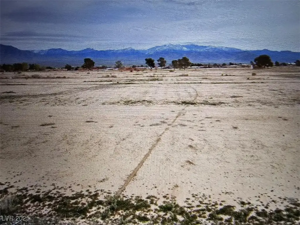 2011 S Zelzah Avenue, Pahrump, NV 89048 - #1