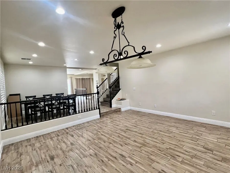 10618 Timber Stand Street, Las Vegas, NV 89183 - Image #3