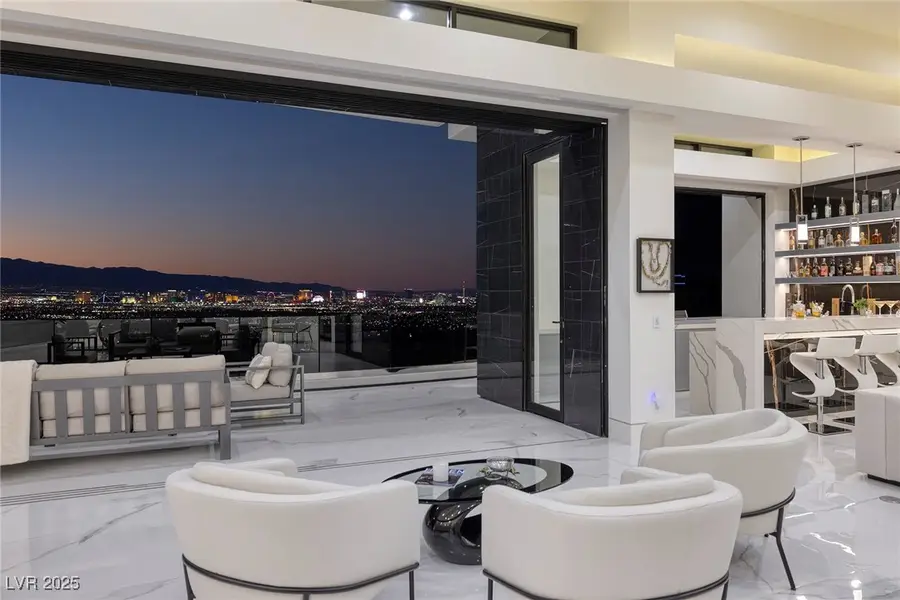 667 Solitude Rock Court, Henderson, NV 89012 - Image #2