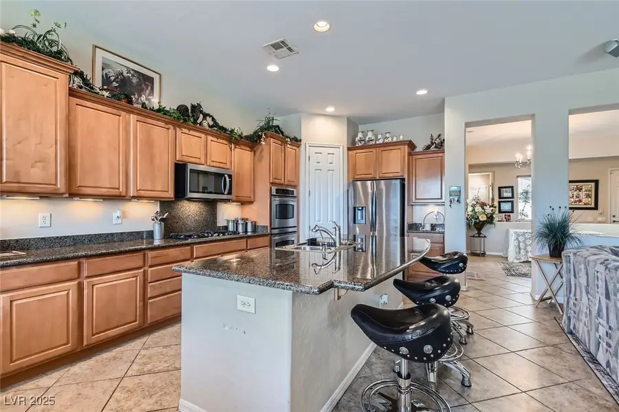 2345 Gondi Castle Avenue, Henderson, NV 89044 - Image #2