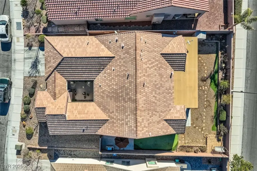 2345 Gondi Castle Avenue, Henderson, NV 89044 - Image #3