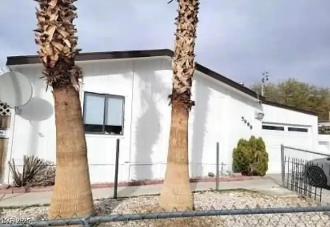 5988 Castlemont Avenue, Las Vegas, NV 89156 - Image #2