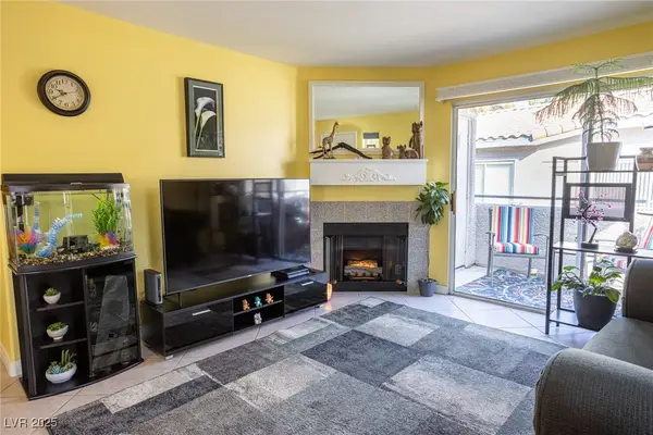 5206 Mandalay Springs Drive #204, Las Vegas, NV 89120