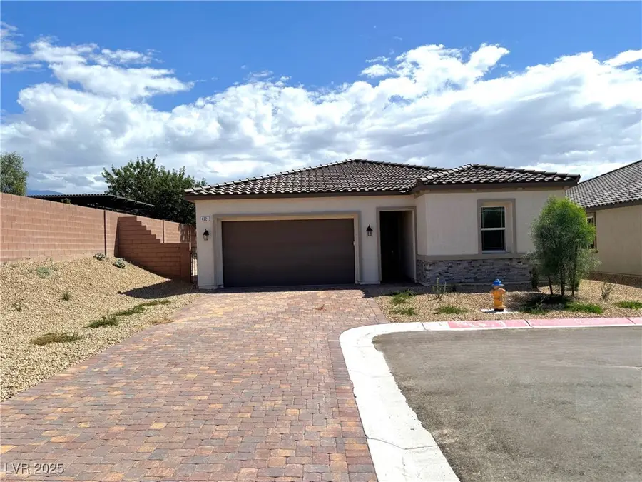 4324 S Angel Falls Court, Pahrump, NV 89061 - Image #2