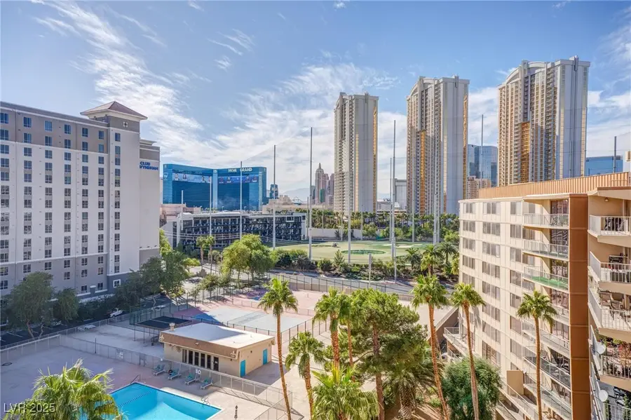 205 E Harmon Avenue #707, Las Vegas, NV 89169 - Image #2
