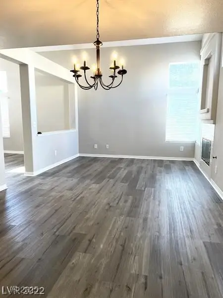 6532 Moon Roses Court, Las Vegas, NV 89108 - Image #2