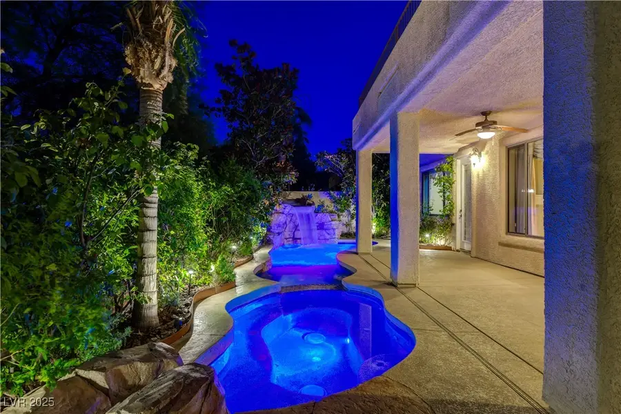 812 Eaglewood Drive, Las Vegas, NV 89144 - Image #2