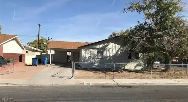3258 Glenhurst Drive, Las Vegas, NV 89121