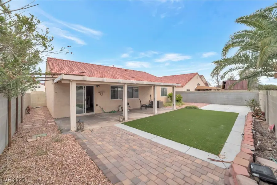 635 Dry Valley Avenue, North Las Vegas, NV 89031 - #2