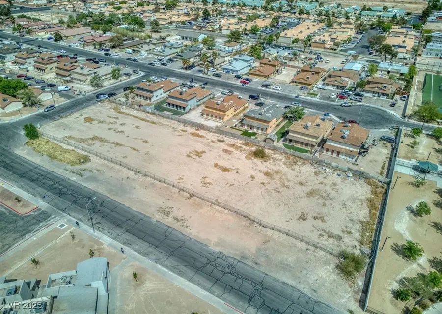 1405 N Sandhill Road #2, Las Vegas, NV 89110 - Image #3