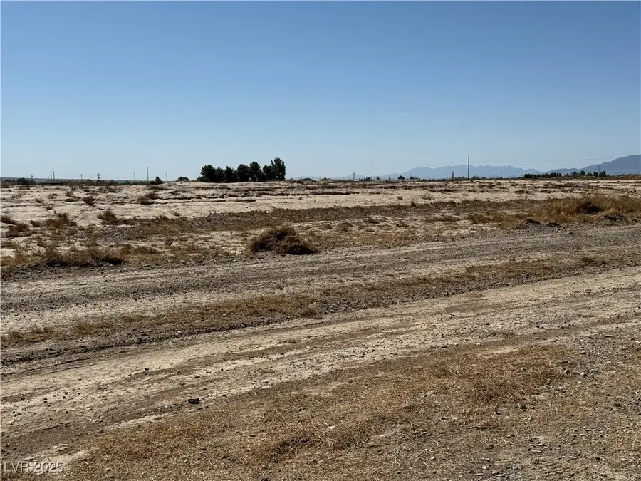 5721 N Leslie Street, Pahrump, NV 89060 - #3