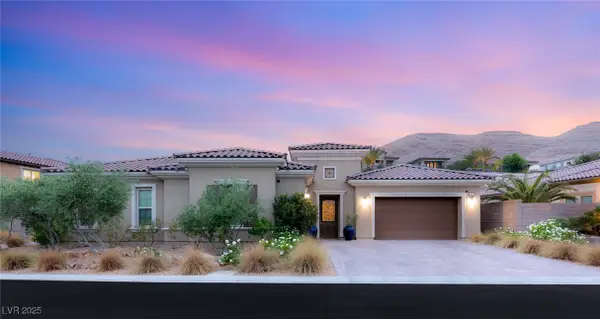 21 Grand Masters Drive, Las Vegas, NV 89141