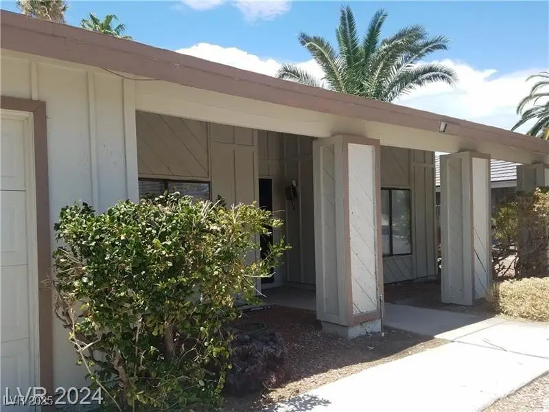 4639 Kristen Lane, Las Vegas, NV 89121 - Image #3