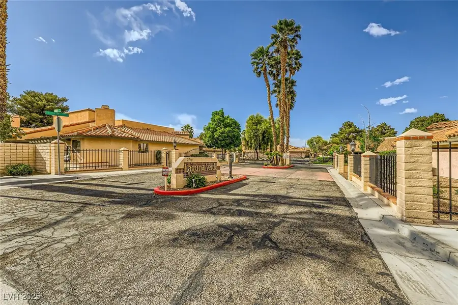 3637 Laguna Del Sol Drive, Las Vegas, NV 89121 - Image #3