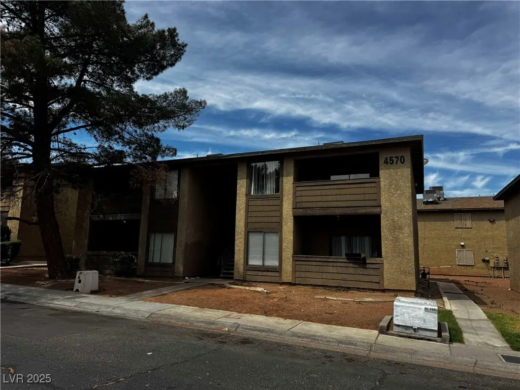 4570 Carriage Park Drive, Las Vegas, NV 89121 - Image #1