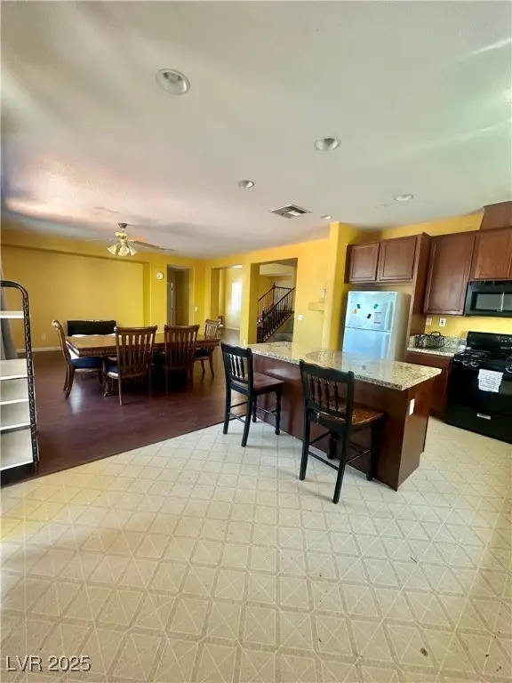 2539 Early Light Drive, Las Vegas, NV 89142 - Image #3