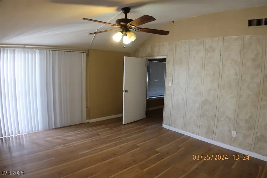 10 E Bonanza Road, Las Vegas, NV 89101 - Image #3