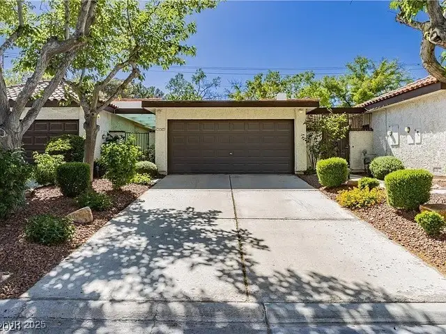 4567 Madreperla Street, Las Vegas, NV 89121 - Image #3