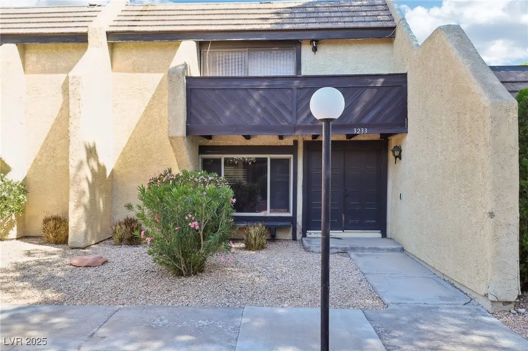 3233 Kinsale Court, Las Vegas, NV 89121 - Image #1