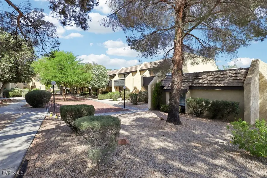 3233 Kinsale Court, Las Vegas, NV 89121 - Image #2