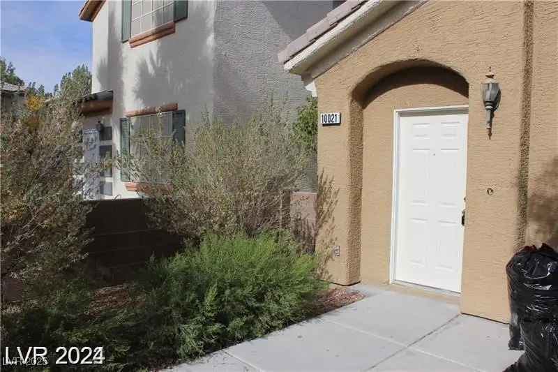 10021 Via Toro Avenue, Las Vegas, NV 89117 - Image #1