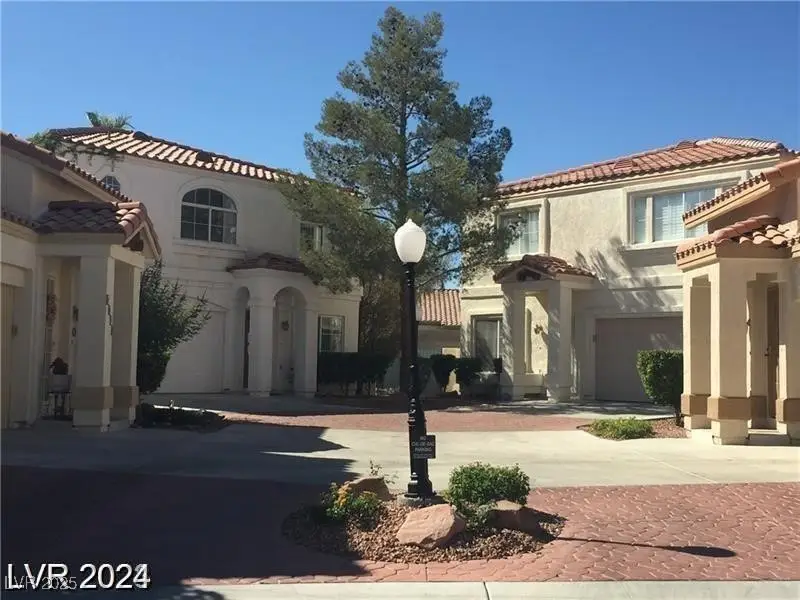 8829 Cornwall Glen Avenue, Las Vegas, NV 89129 - Image #3