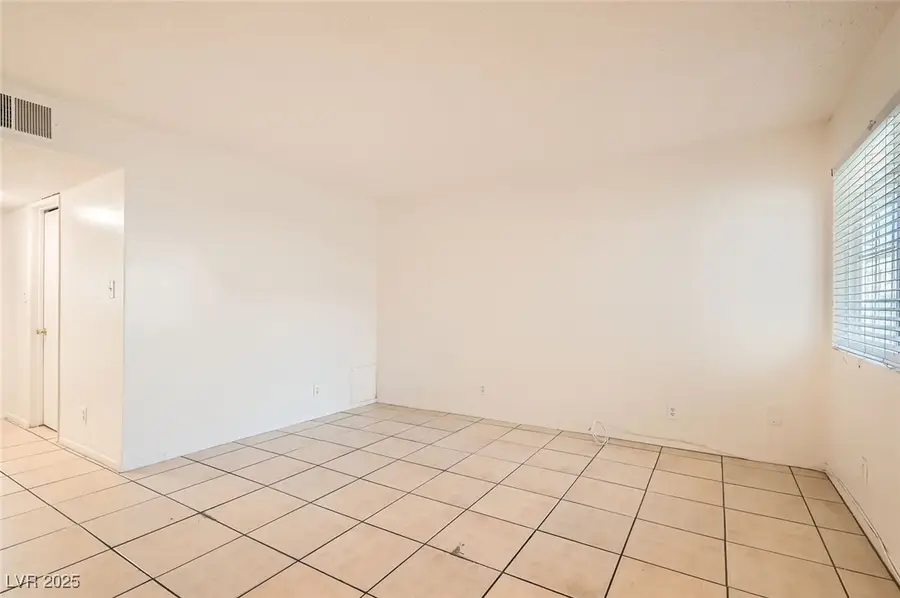 212 Orland Street #19, Las Vegas, NV 89107 - #2