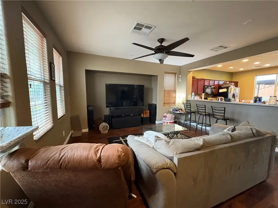 8396 Waylon Avenue, Las Vegas, NV 89178 - Image #2