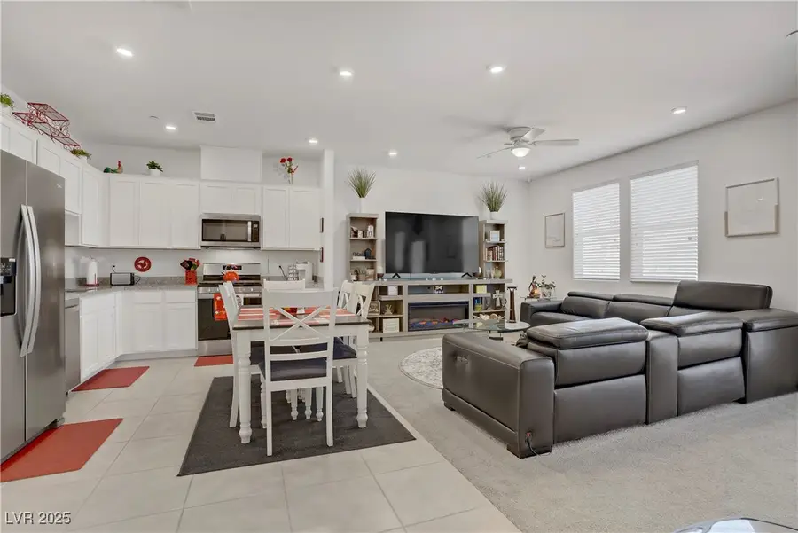 664 Foam Flower Lane, Henderson, NV 89015 - Image #2