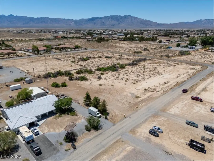 611 W China Street, Pahrump, NV 89048 - #3