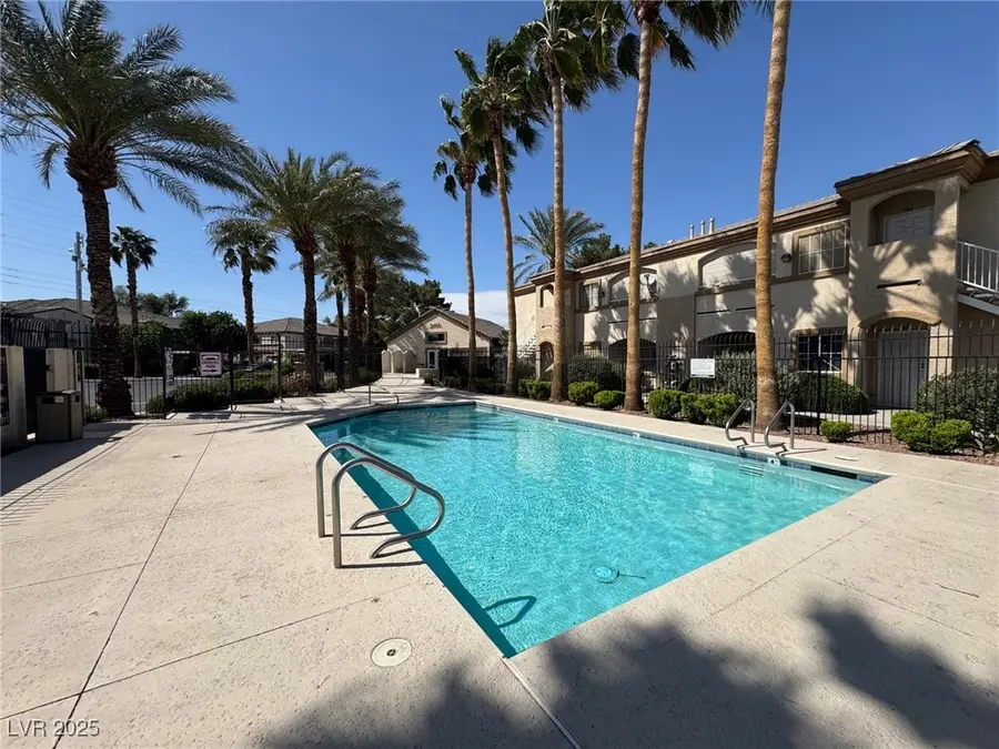 3400 Cabana Drive #1033, Las Vegas, NV 89122 - Image #2