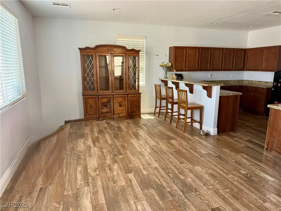 948 Crescent Falls Street, Henderson, NV 89011 - Image #3