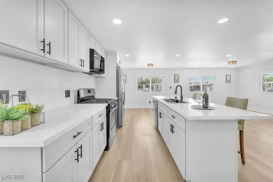 4938 Vista Flora Way, Las Vegas, NV 89121 - Image #3