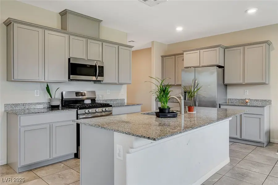 7246 Dazzle Point Street, North Las Vegas, NV 89084 - Image #2