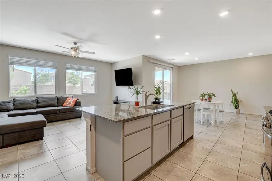 7246 Dazzle Point Street, North Las Vegas, NV 89084 - Image #3