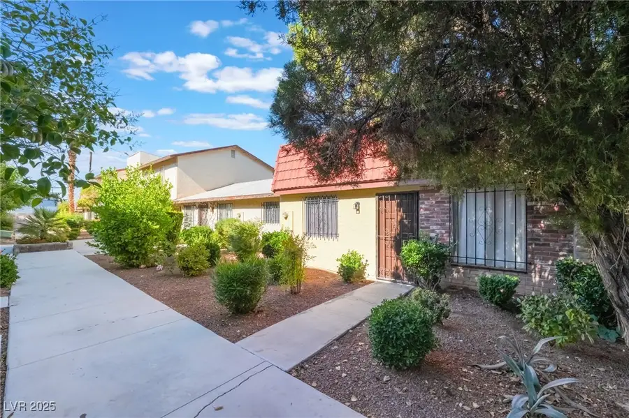 3925 Torsby Place, Las Vegas, NV 89119 - Image #3