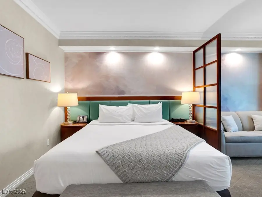 145 E Harmon Avenue #409, Las Vegas, NV 89109 - Image #3