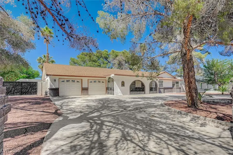 4030 Del Monte Avenue, Las Vegas, NV 89102 - Image #3