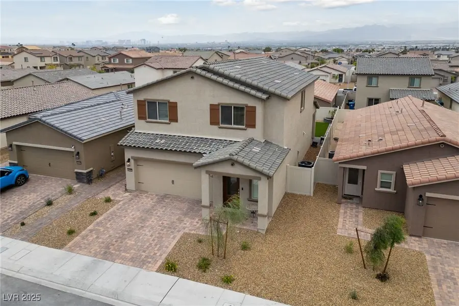 2729 Pavehawk Way, Las Vegas, NV 89156 - Image #2