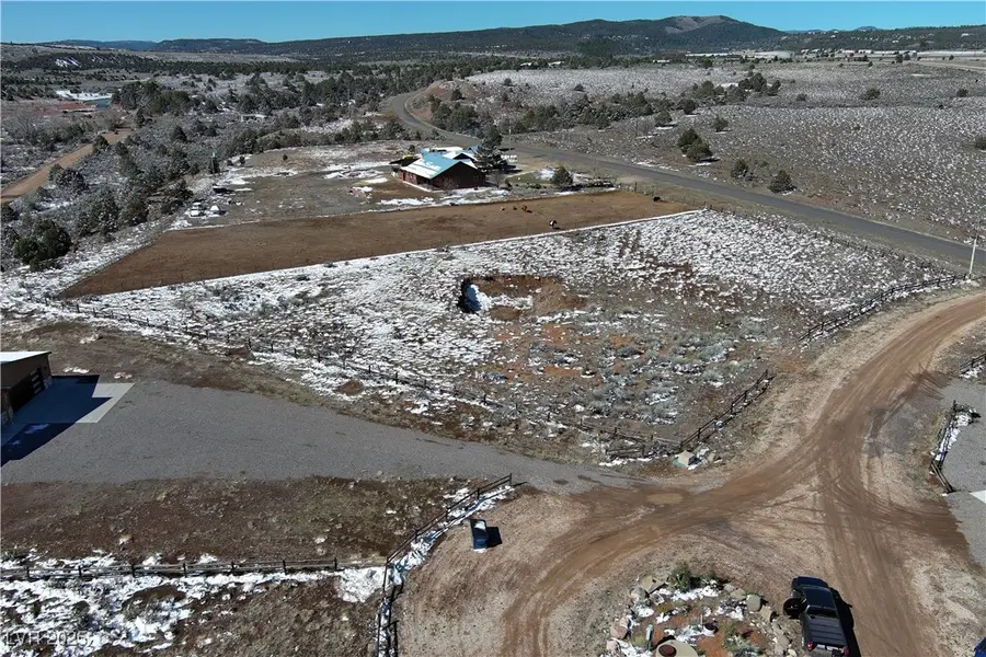 187 W Bryce Gate Circle, Hatch, UT 84735 - Image #3